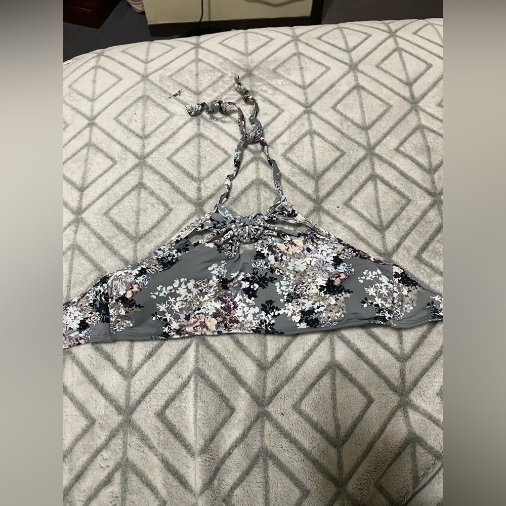 bakini top